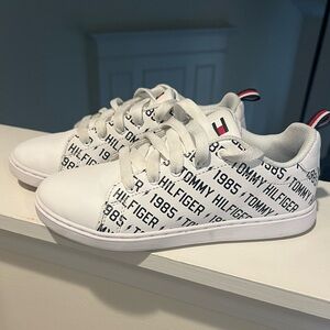 Tommy Hilfiger sneakers. Size 3y. White and black